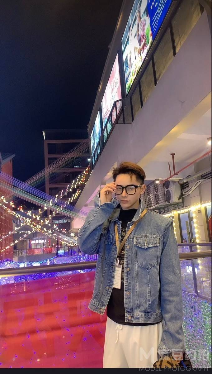 商务模特