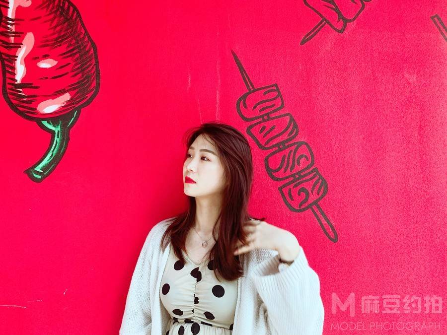 情绪模特