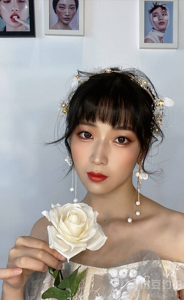 妆容模特