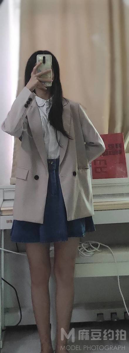 校园模特