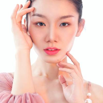 黑白模特