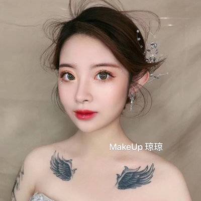妆容模特
