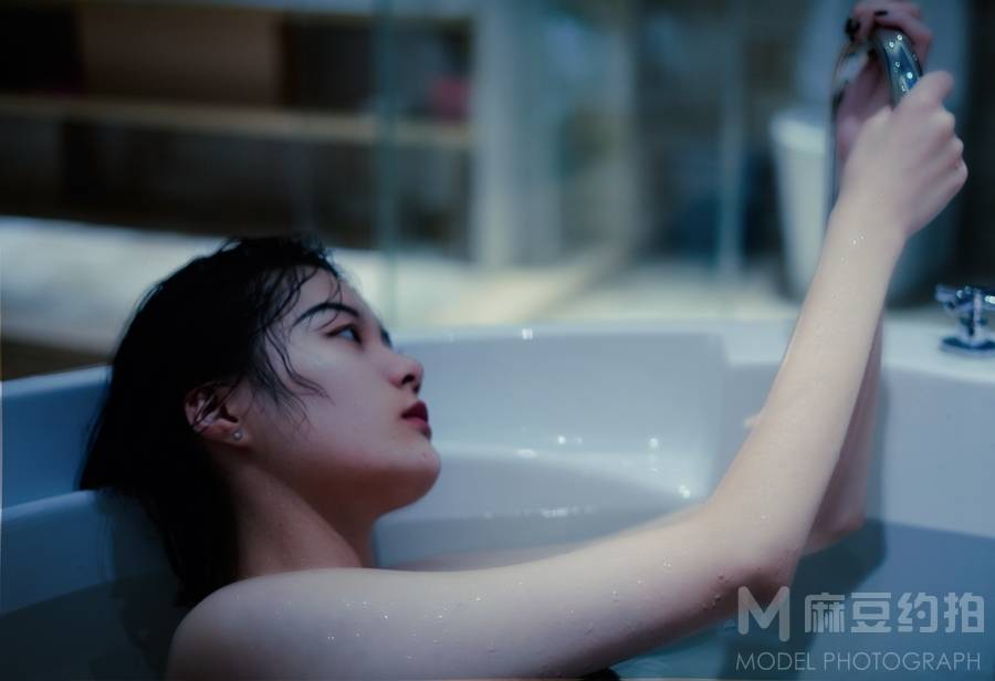 胶片模特