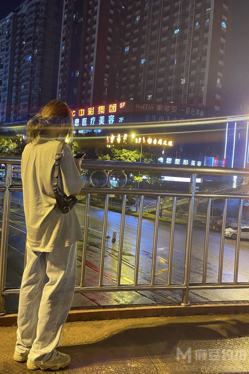 暗黑模特