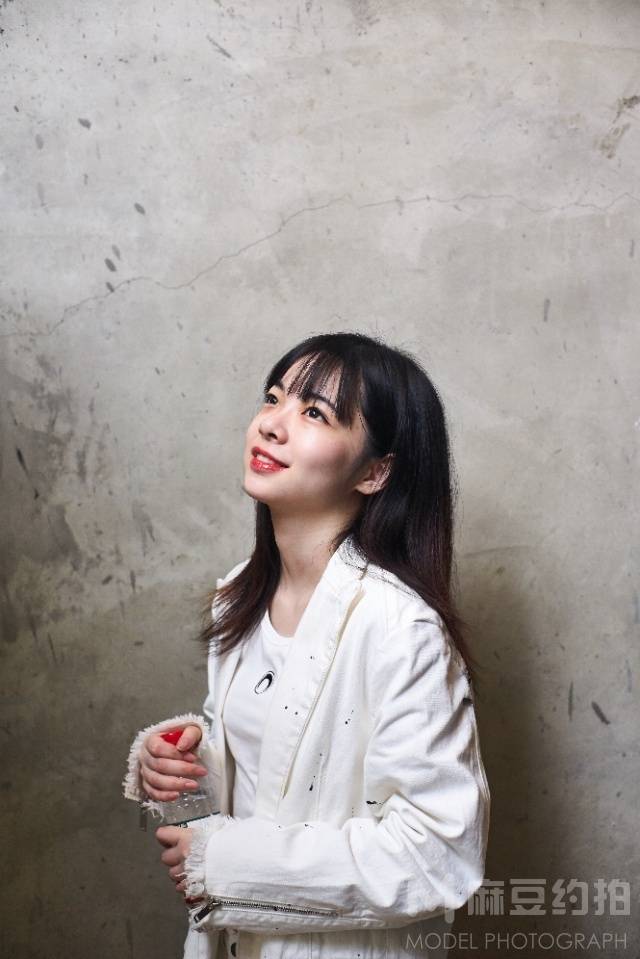 黑白模特