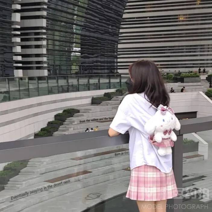 清新模特