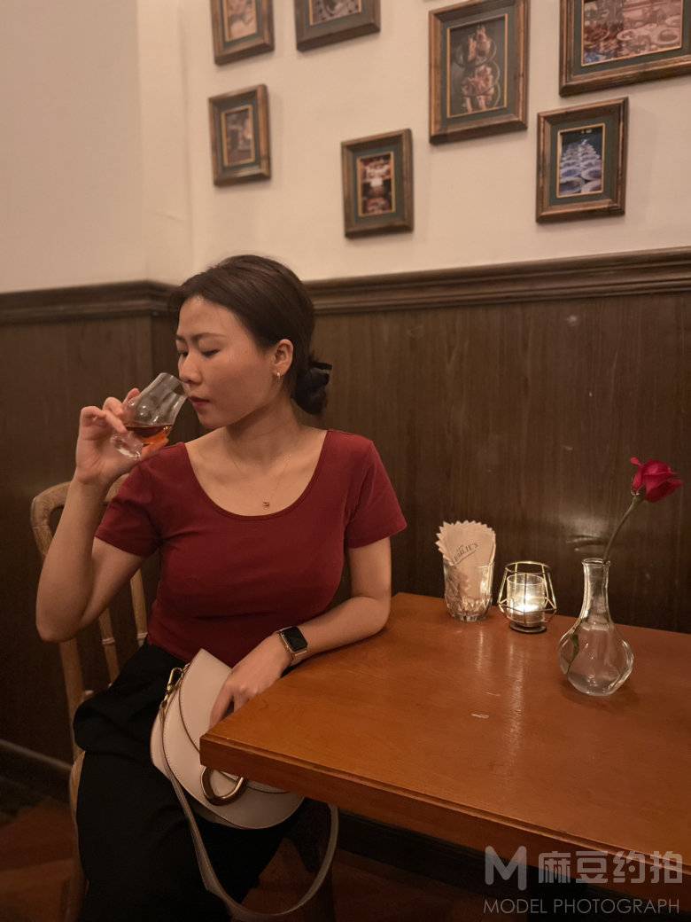胶片模特