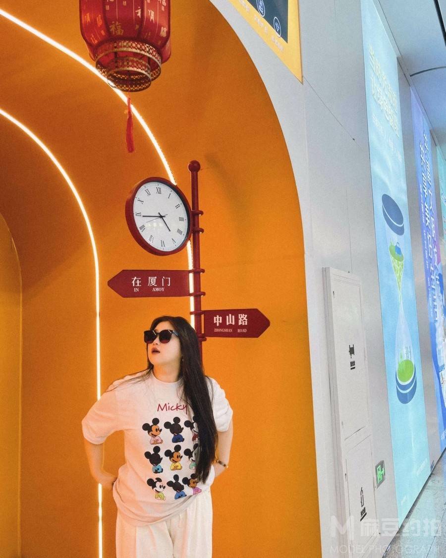 妆容模特