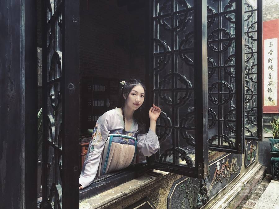 汉服模特