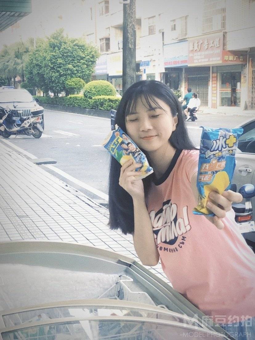 胶片模特
