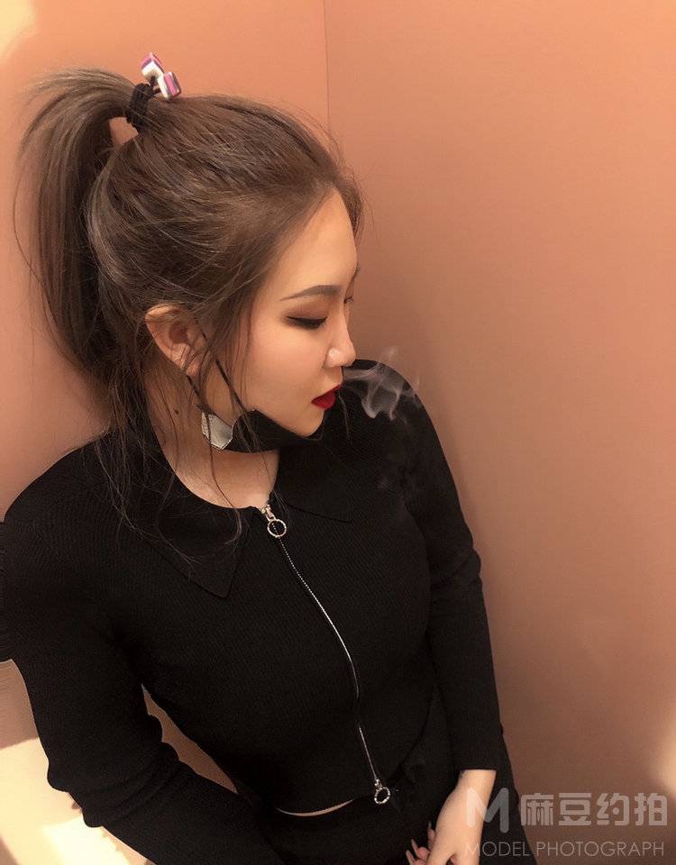 暗黑模特