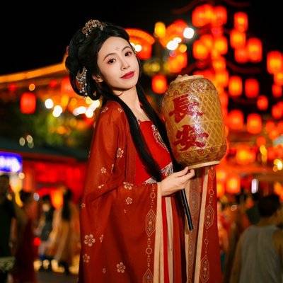 汉服模特