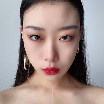 妆容模特