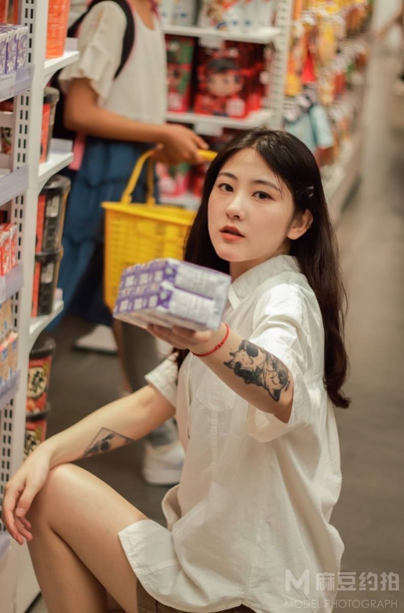 清新模特