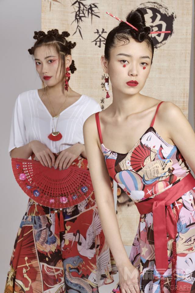 妆容模特
