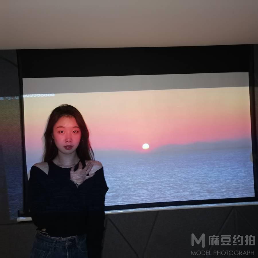 清新模特