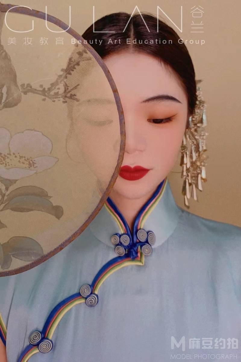 妆容模特