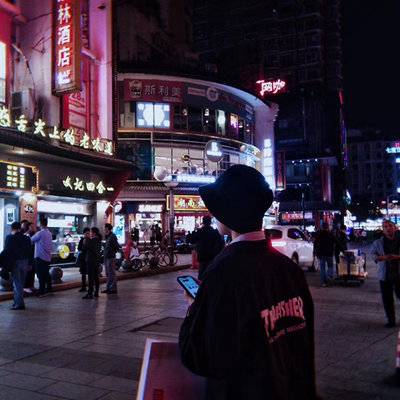 夜景模特