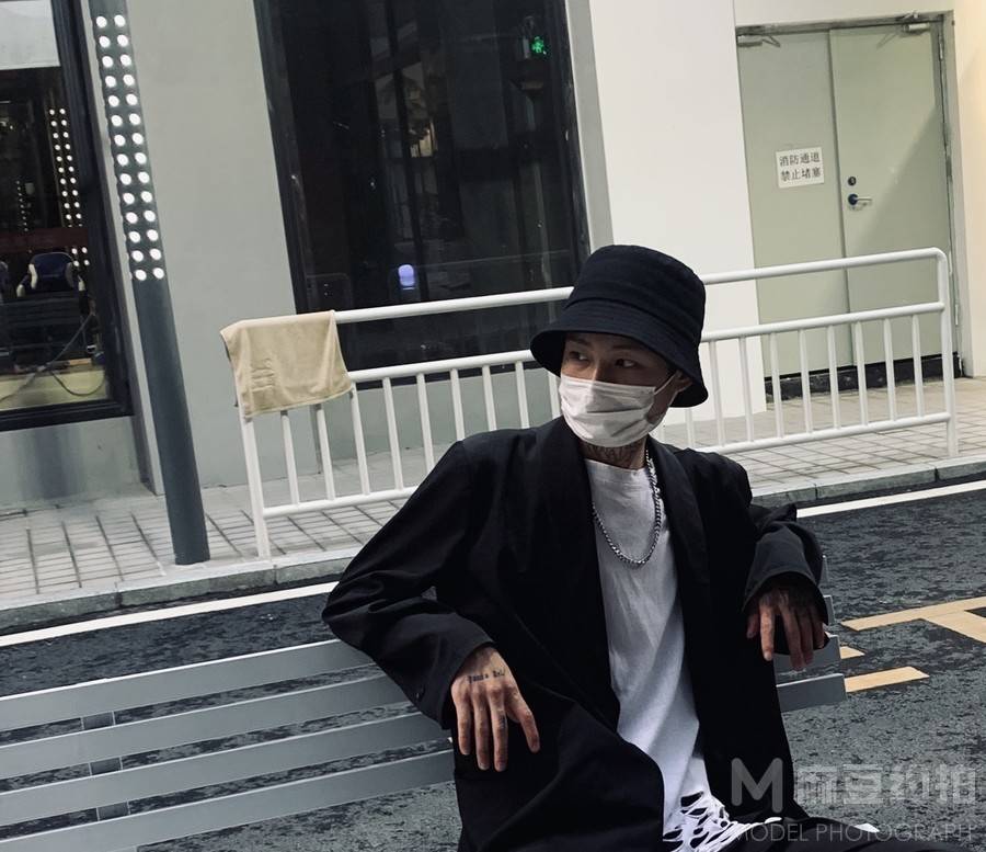 暗黑模特