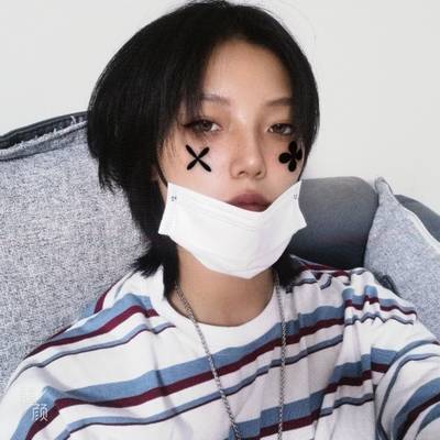 黑白模特