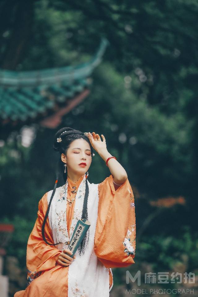 民国模特