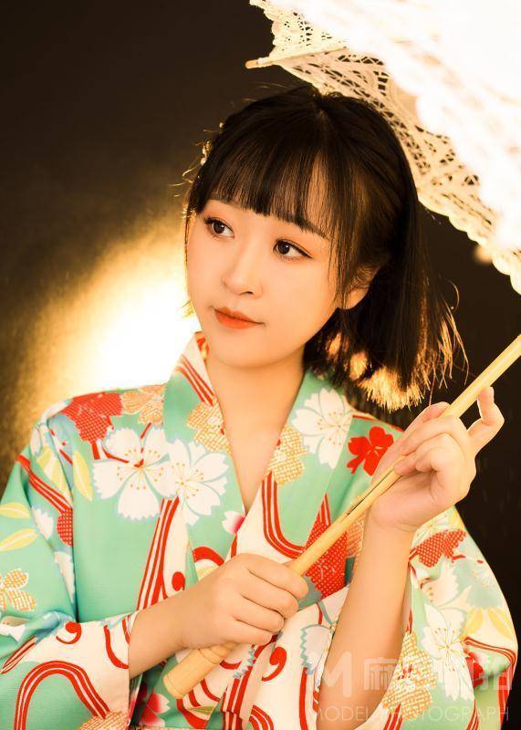 和服模特