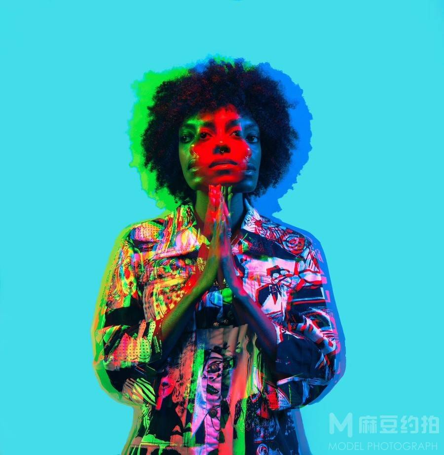 情绪模特