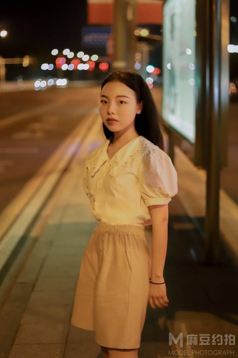 夜景模特