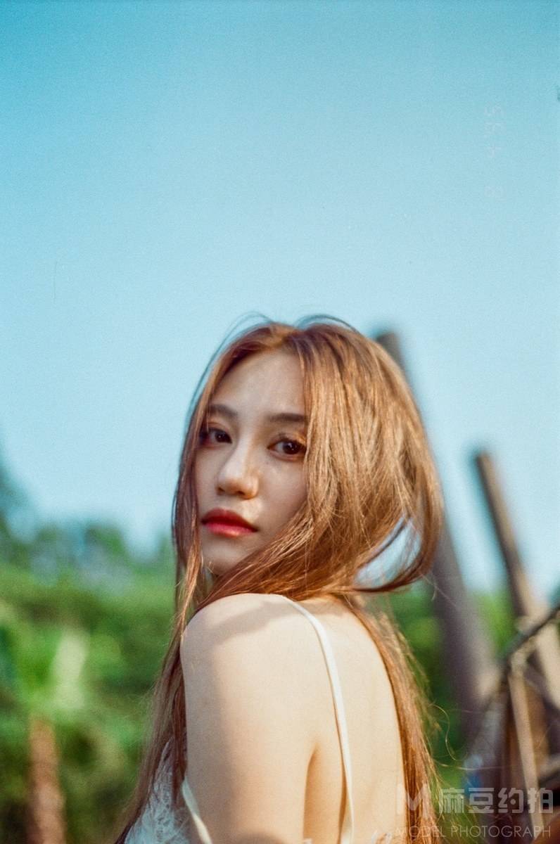 胶片模特