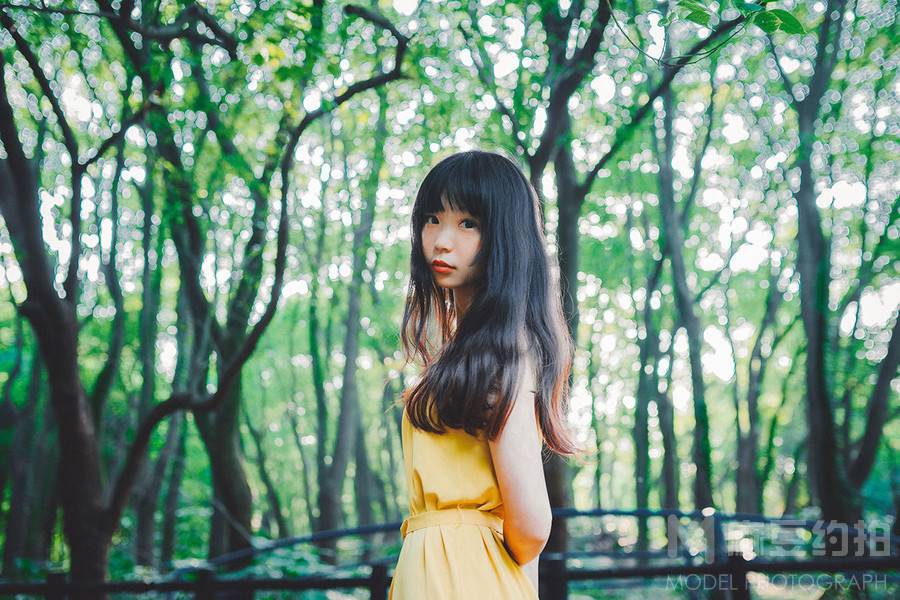校园模特