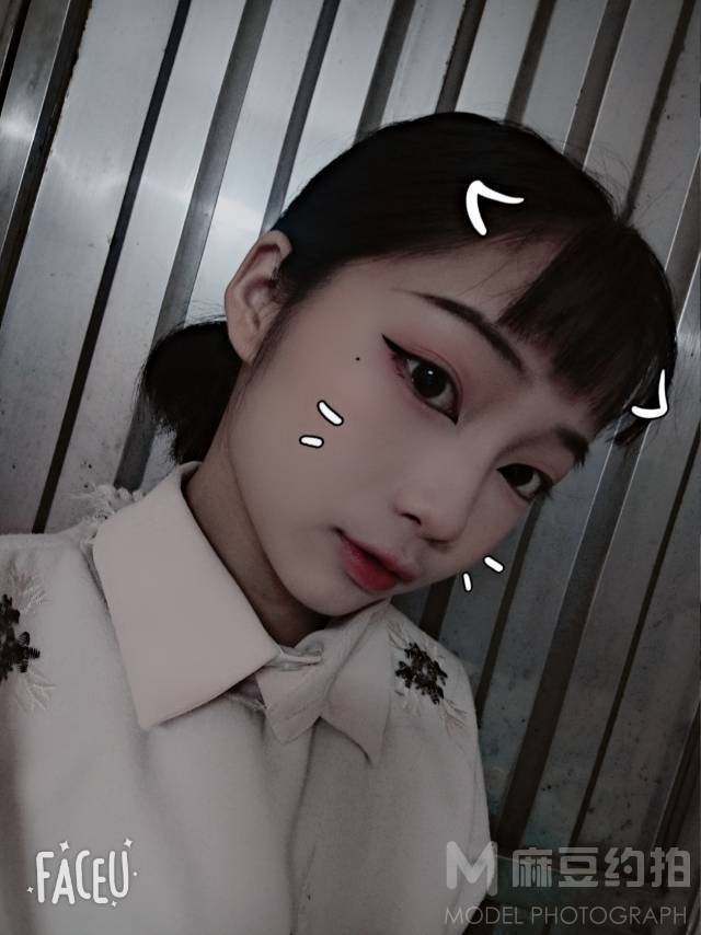 暗黑模特