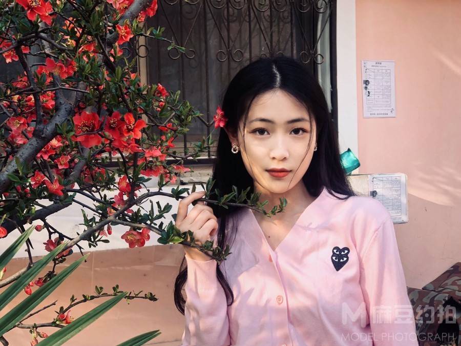 妆容模特
