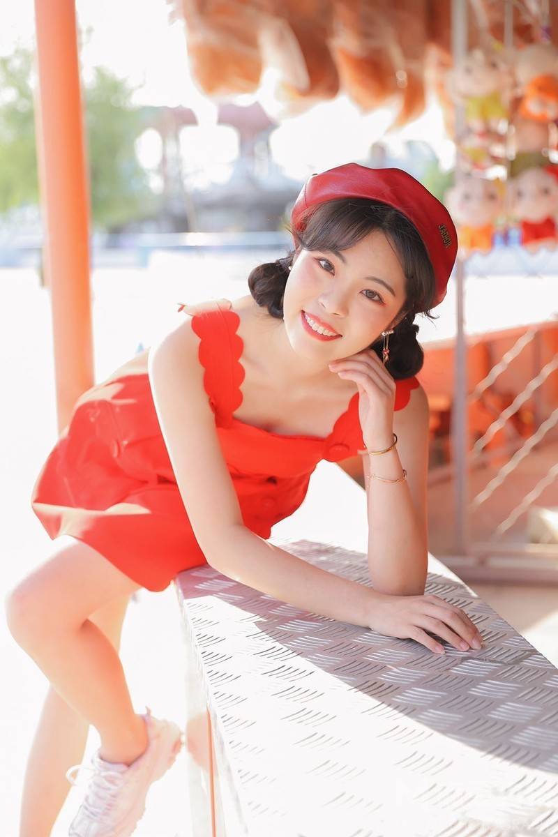 校园模特