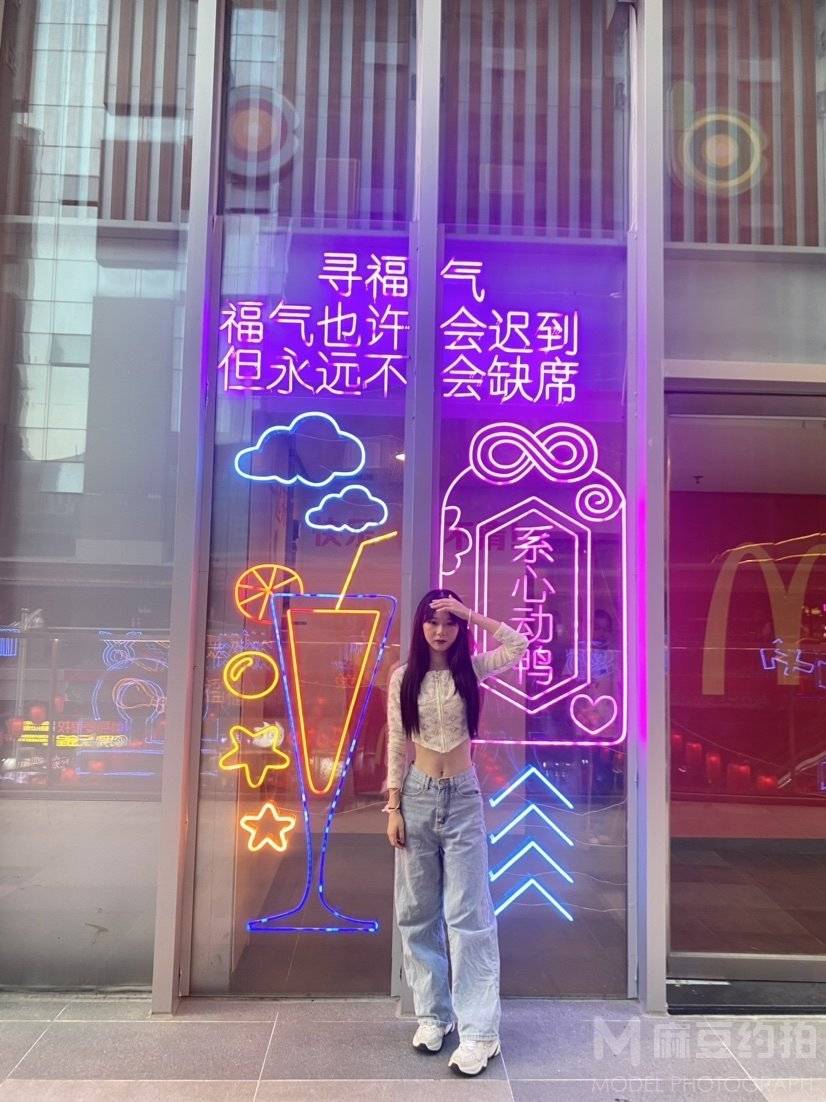 情侣模特