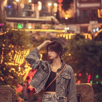 情绪模特