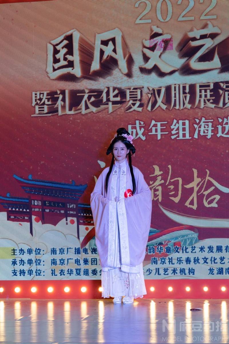 民国模特