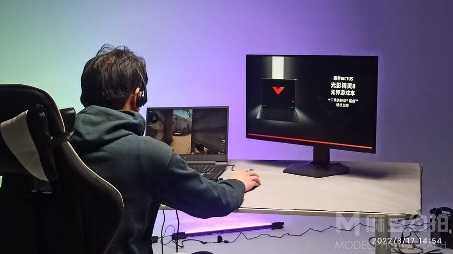 情侣模特