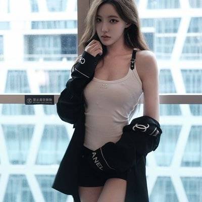 宝丽来模特