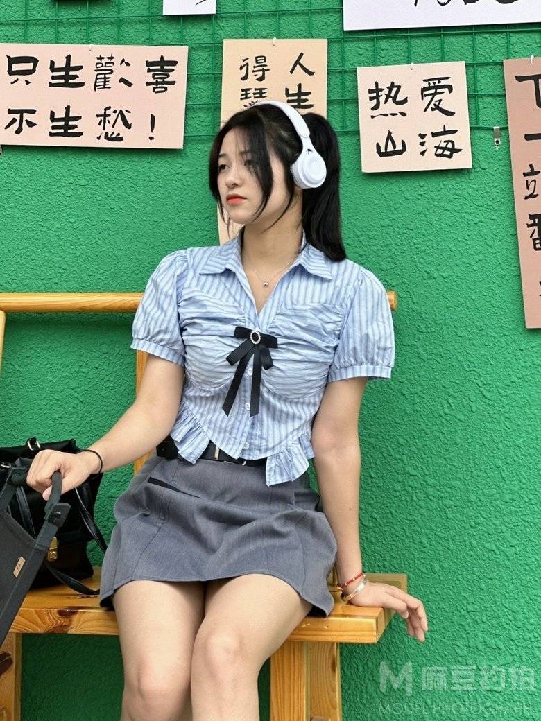 校园模特