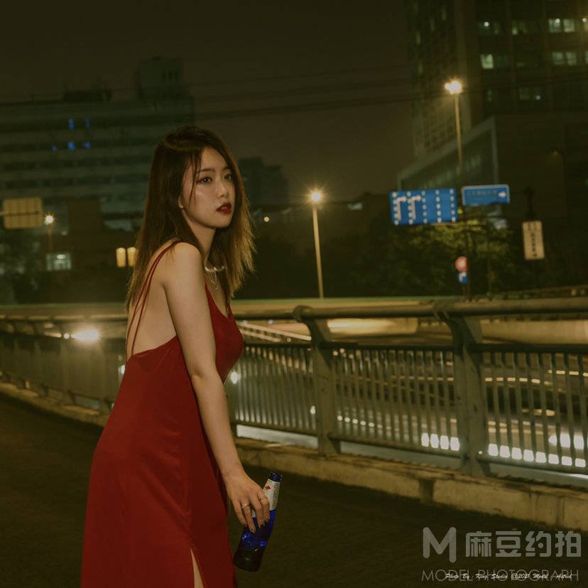 夜景模特