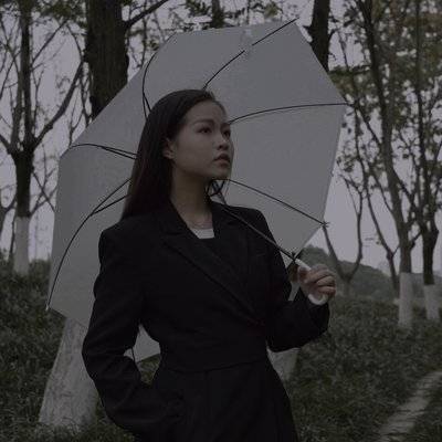 黑白模特
