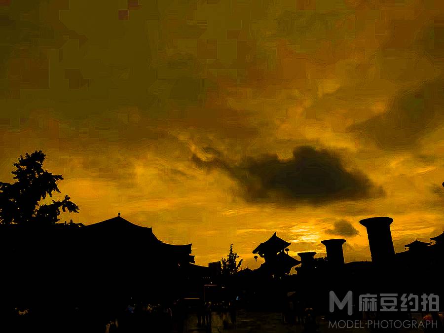 夜景模特