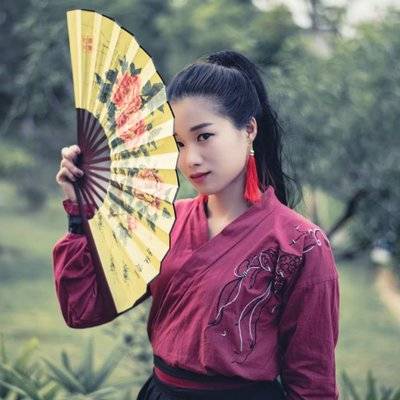 汉服模特