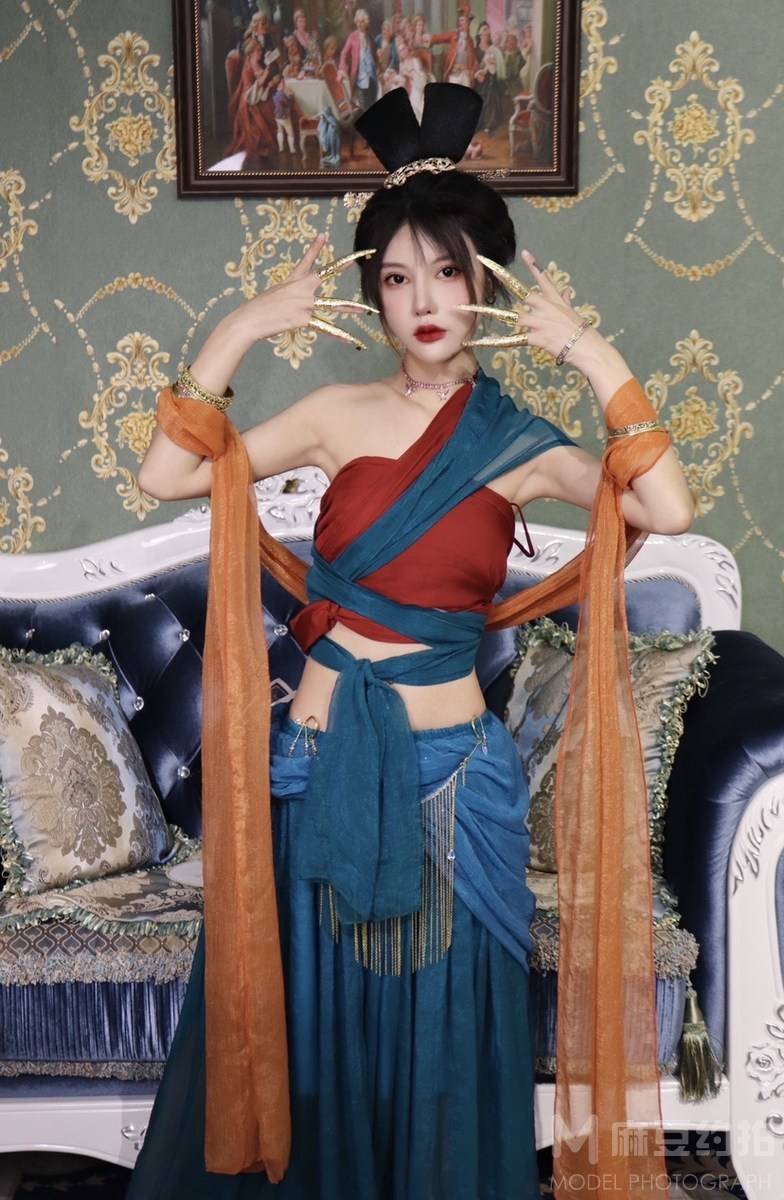 妆容模特