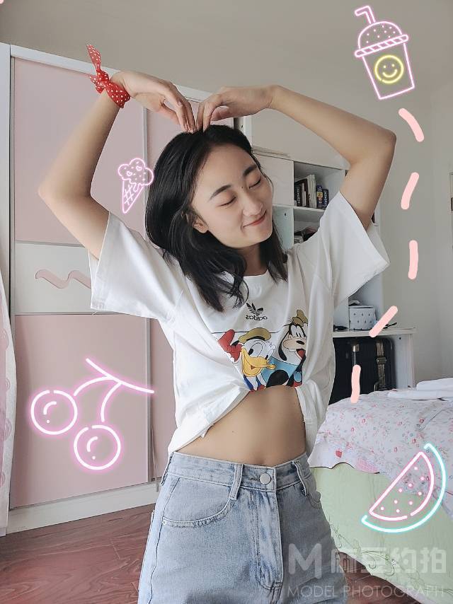 校园模特