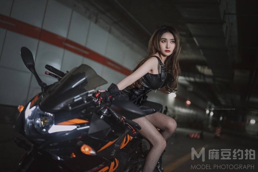 暗黑模特