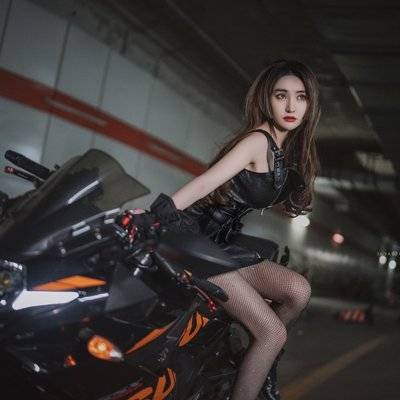 暗黑模特