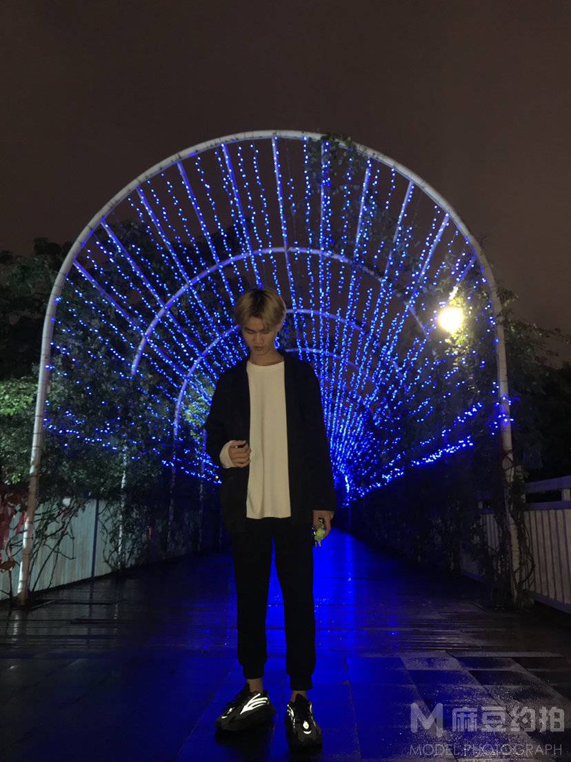 暗黑模特