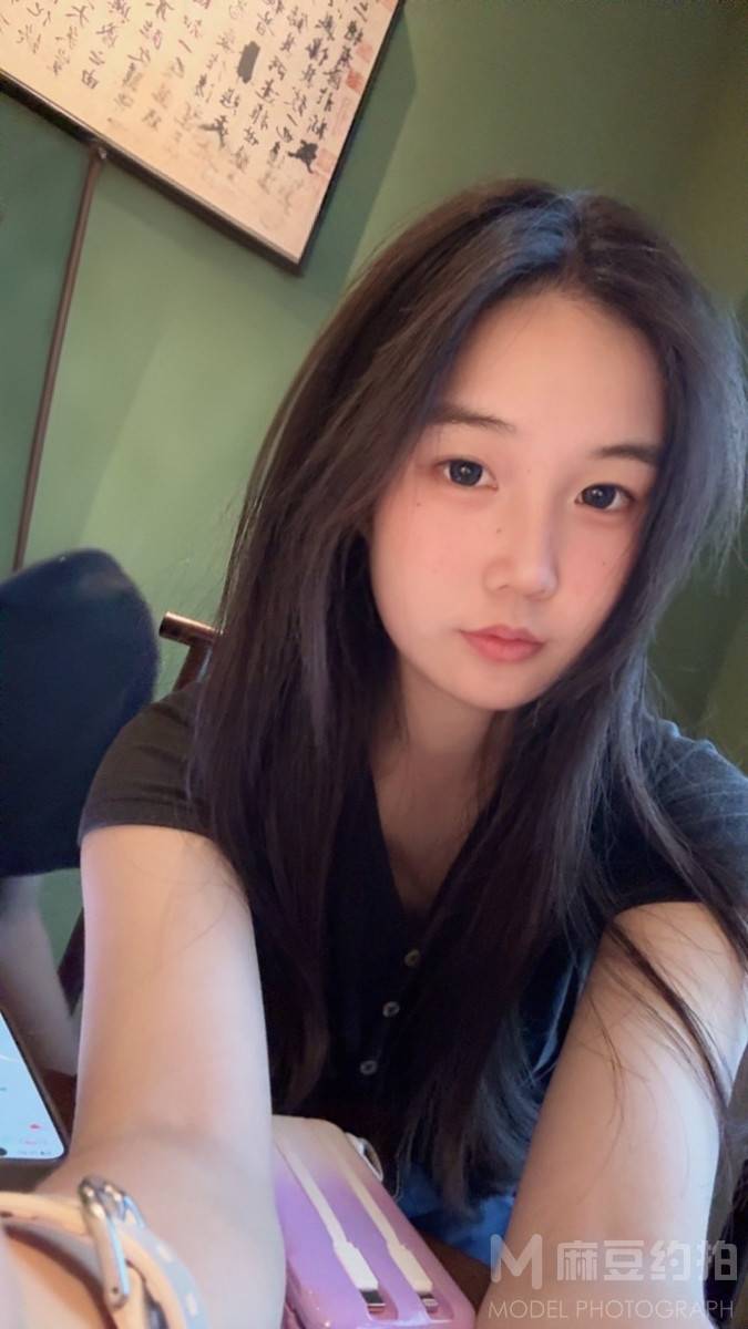 宝丽来模特