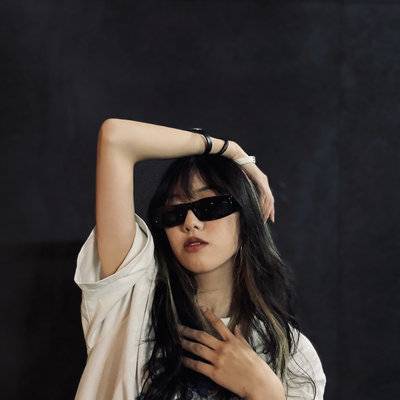 黑白模特
